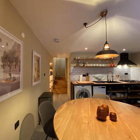 Вилла Cosy Getaway Gostinjac Экстерьер фото
