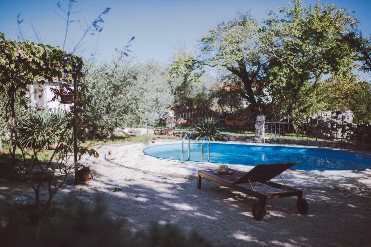Вилла Cosy Getaway Gostinjac Экстерьер фото
